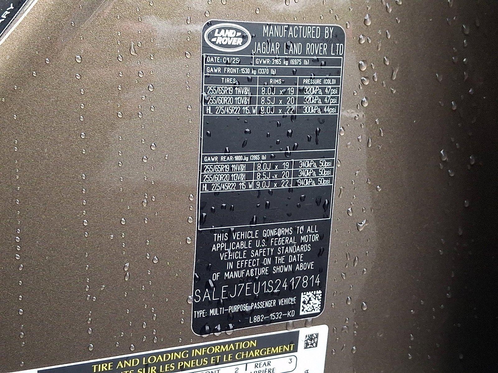 Used 2025 Gondwana Stone Metallic   1Dk Land Rover S image 39