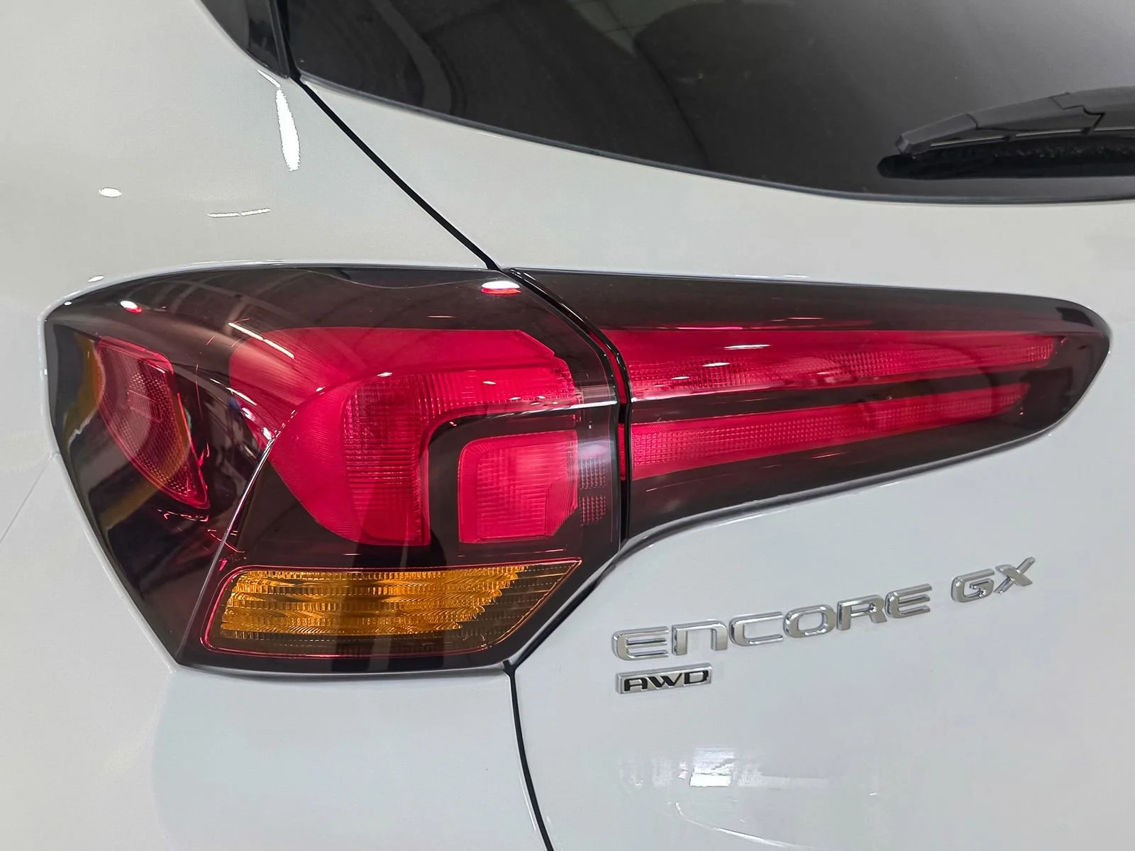 New 2026 Summit White Buick Preferred image 15