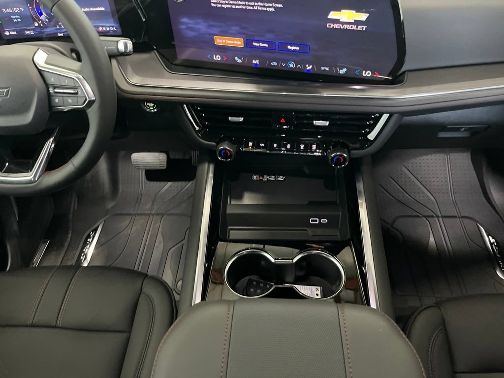2026 Chevrolet Suburban RST - Photo 11