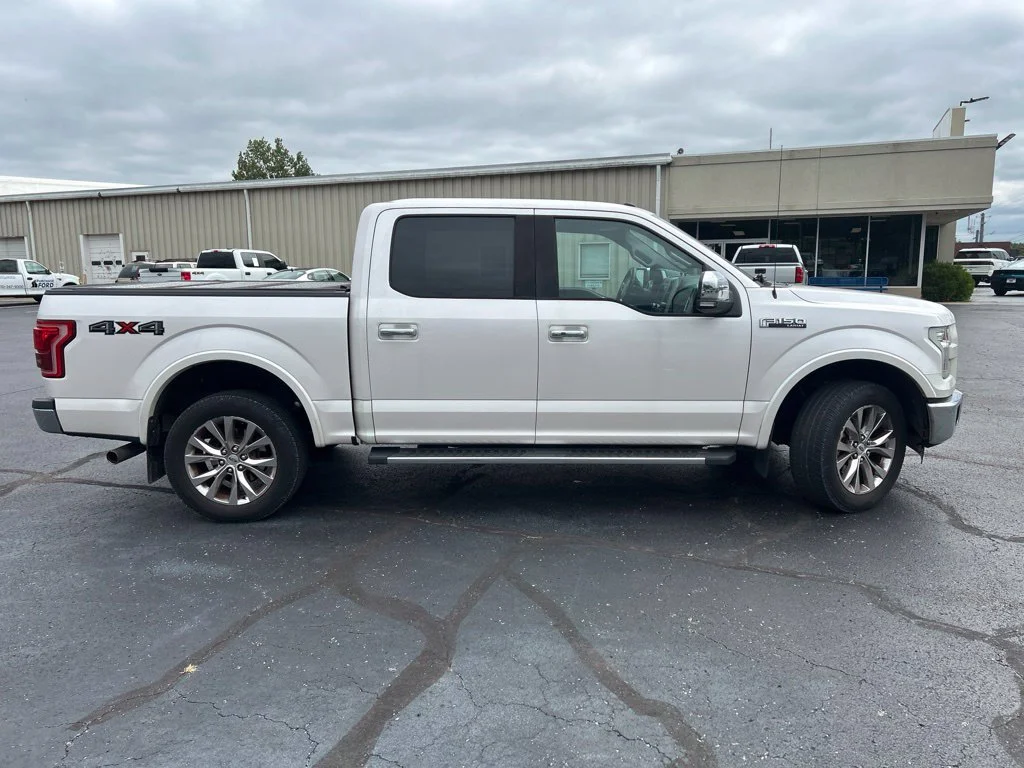 Used 2016 White Platinum Clearcoat Metallic Ford Lariat image 9