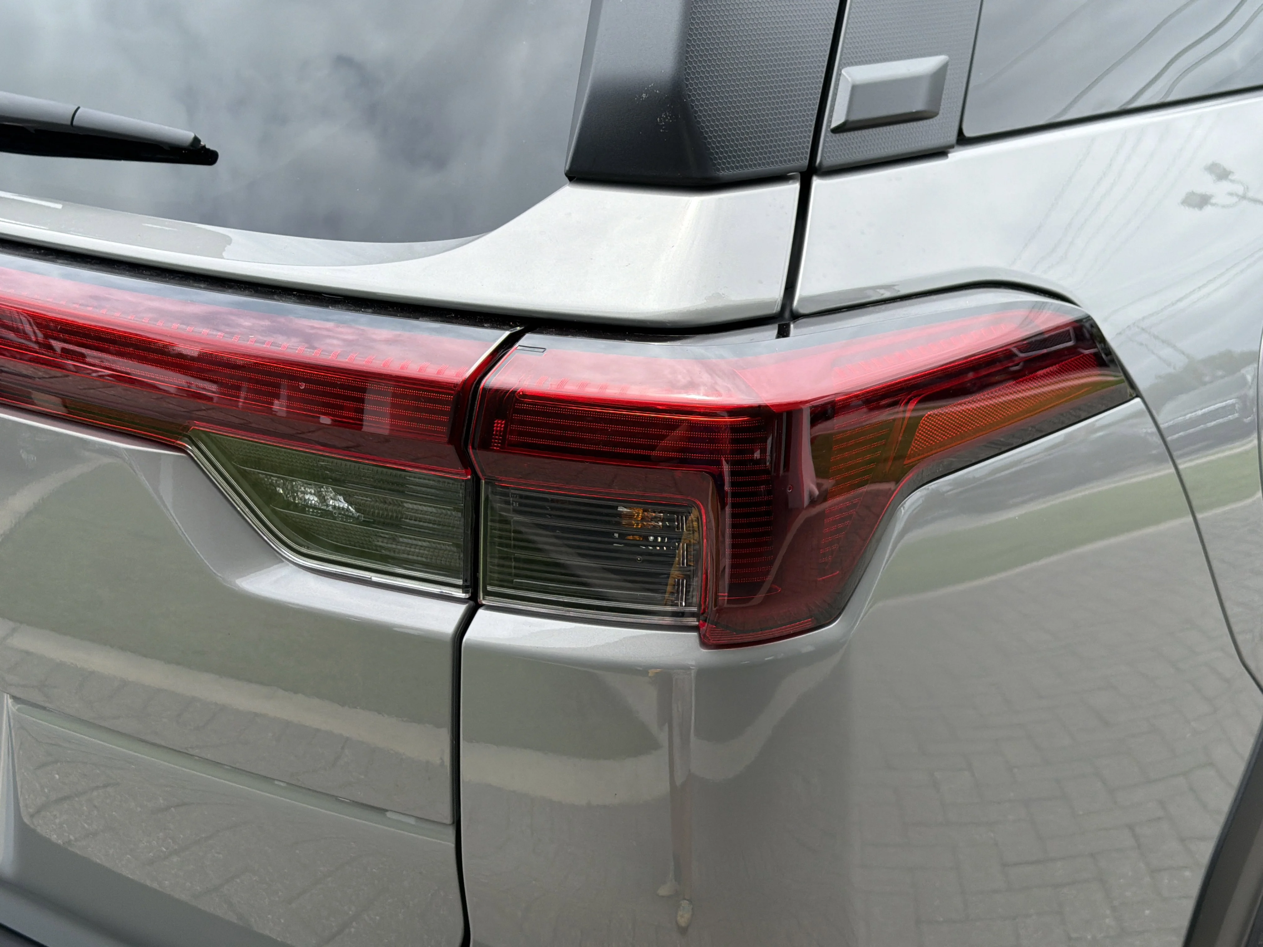 New 2026 RIVER ROCK PEARL Subaru Limited image 10