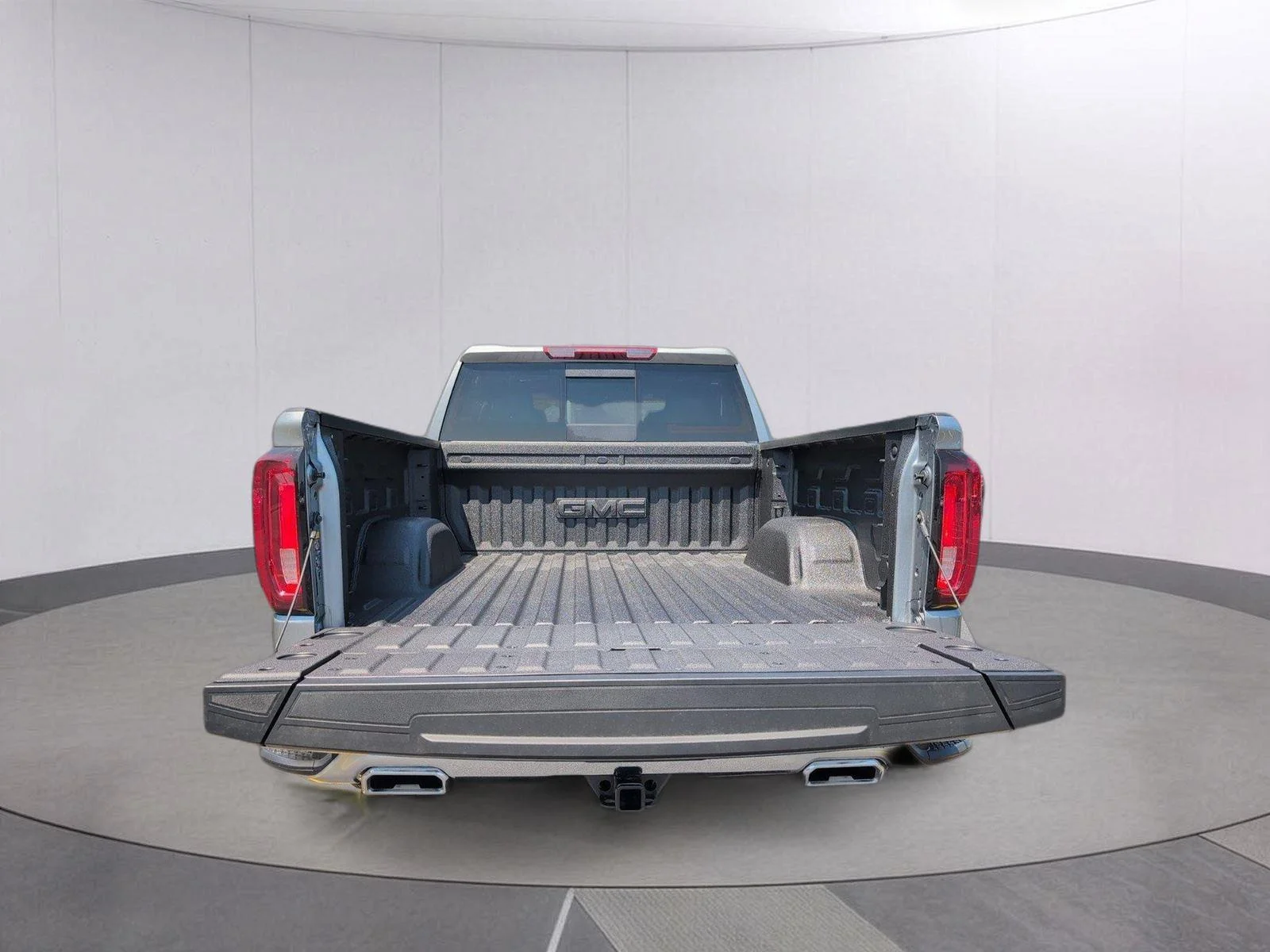New 2026 Sterling Metallic GMC SLT image 5