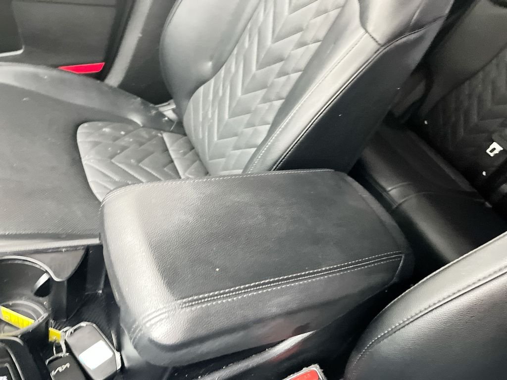 Used 2025 Green Kia X-Line image 21