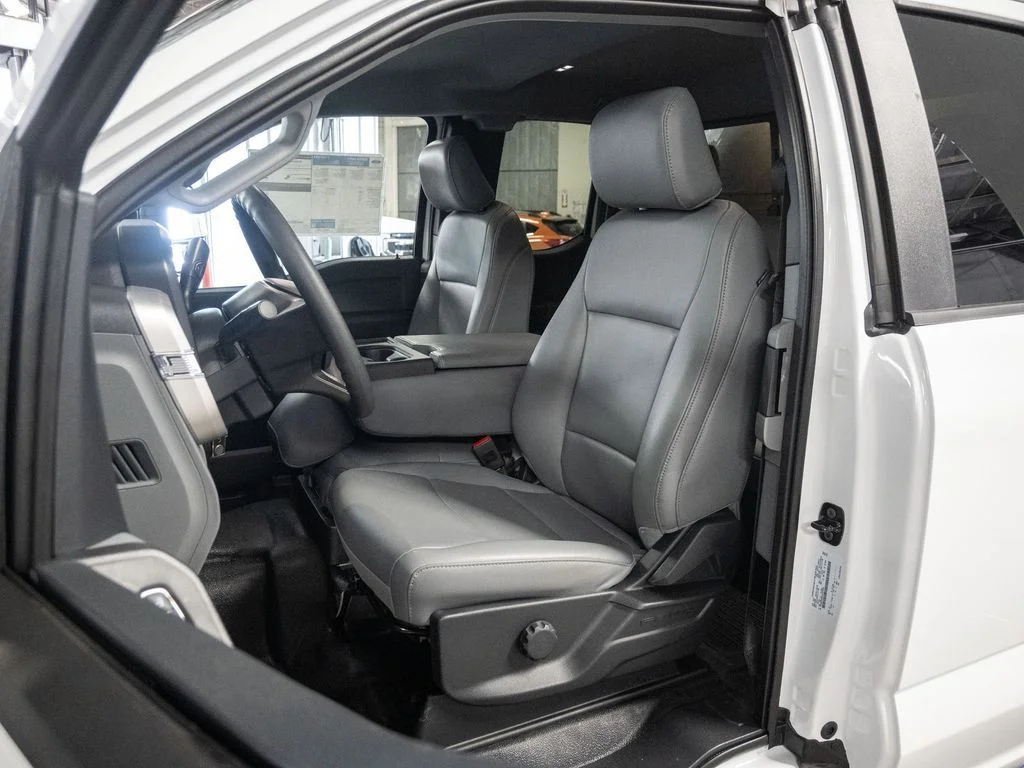 2026 Ford F-350 Super Duty Chassis Cab XL - Photo 10