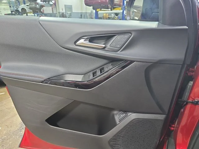 2025 Chevrolet Equinox RS - Photo 29