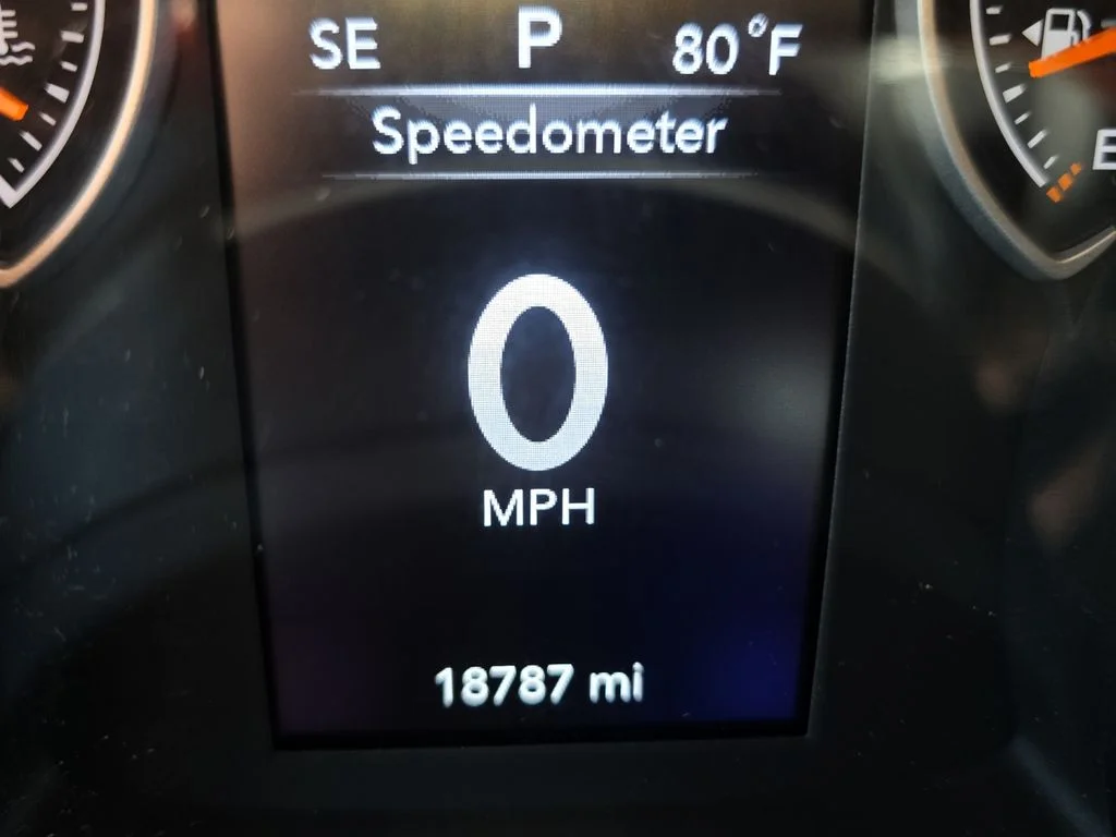 Used 2025 Gray Jeep Sport S image 21