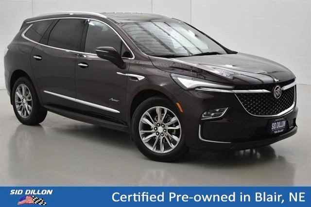 Used 2022 RICH GARNET METALLIC Buick Avenir image 15