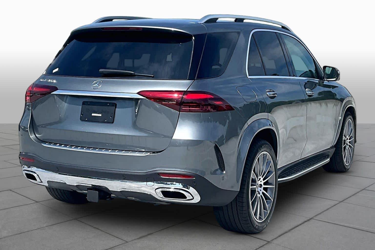 Used 2026 Obsidian Black Metallic Mercedes-Benz GLE 450 image 12