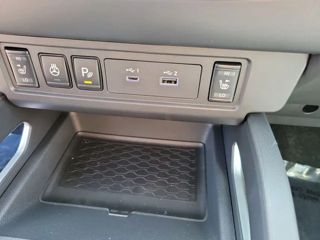 New 2026 Bluestone Pearl Nissan Crew Cab SV image 18
