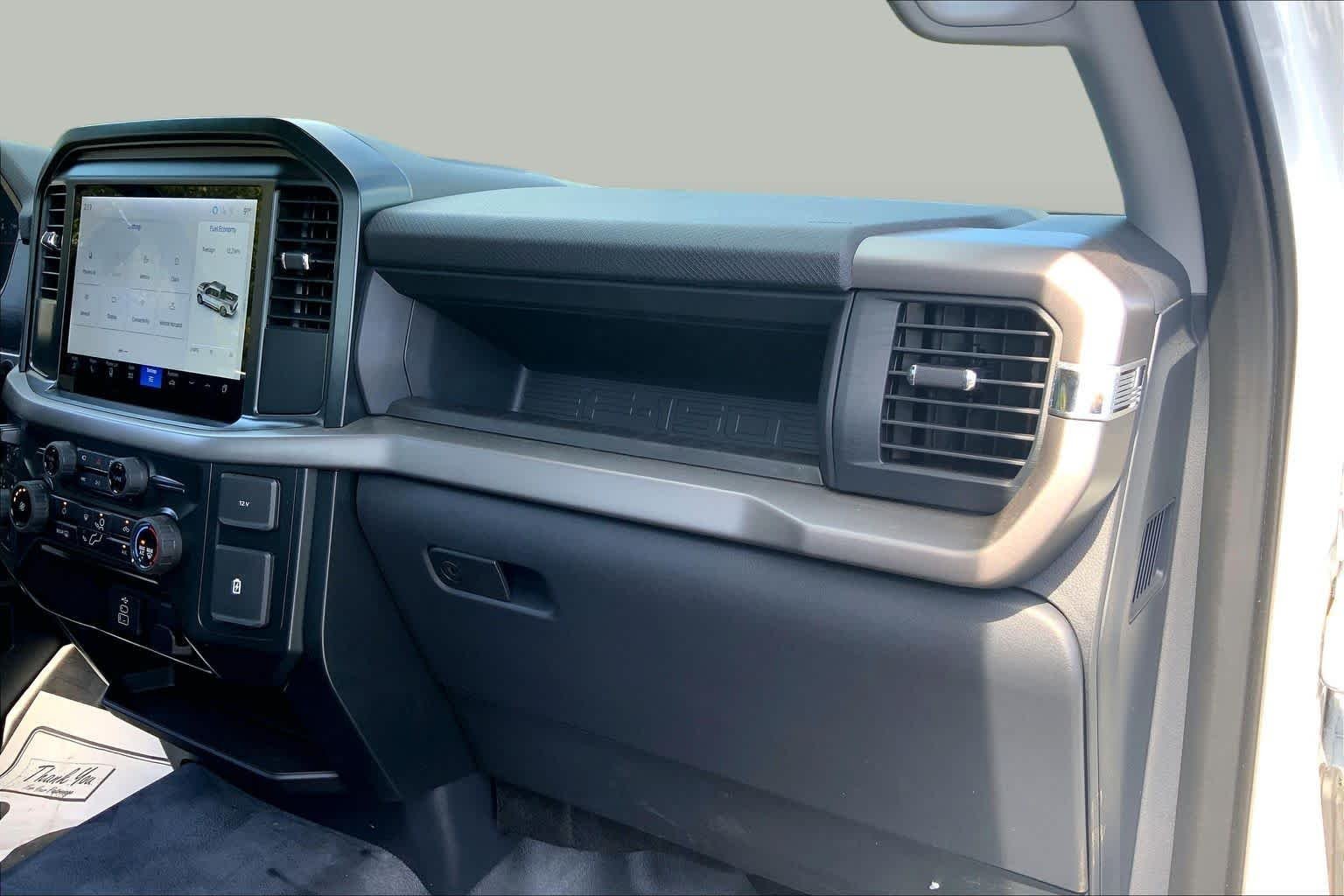 Used 2025 Oxford White Ford XL image 18