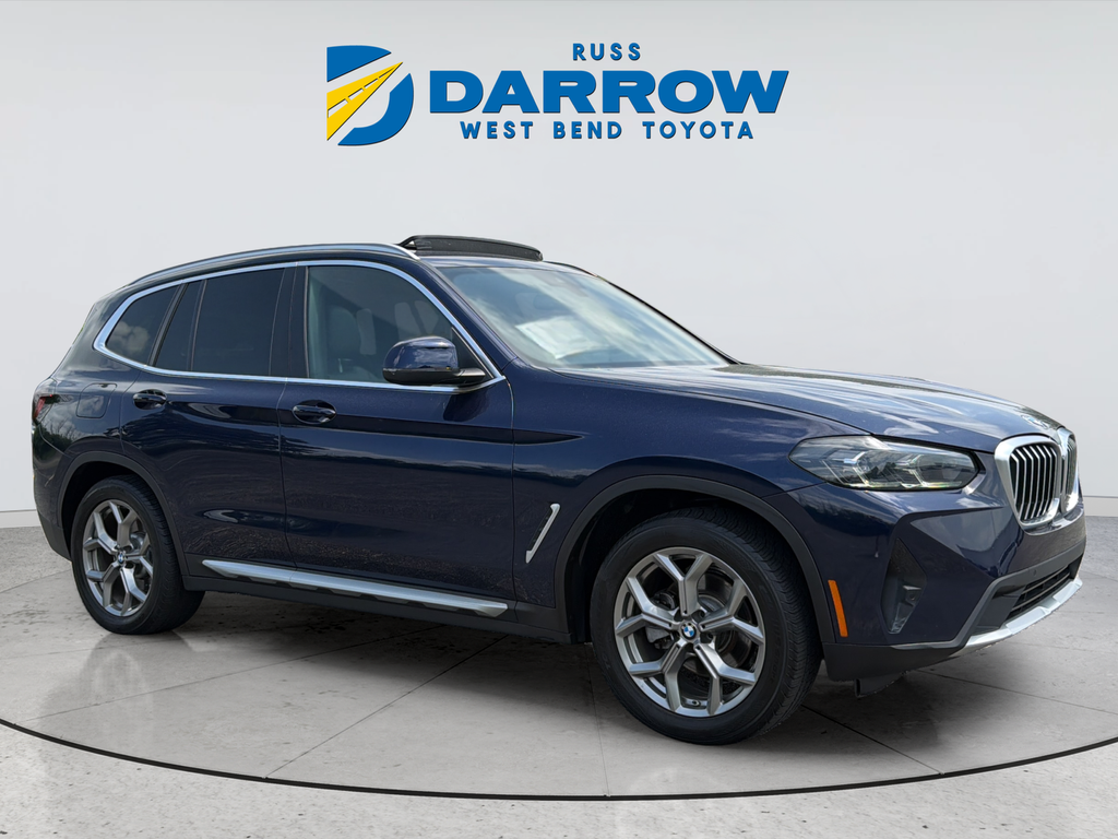 Used 2022 Blue BMW xDrive30i image 6