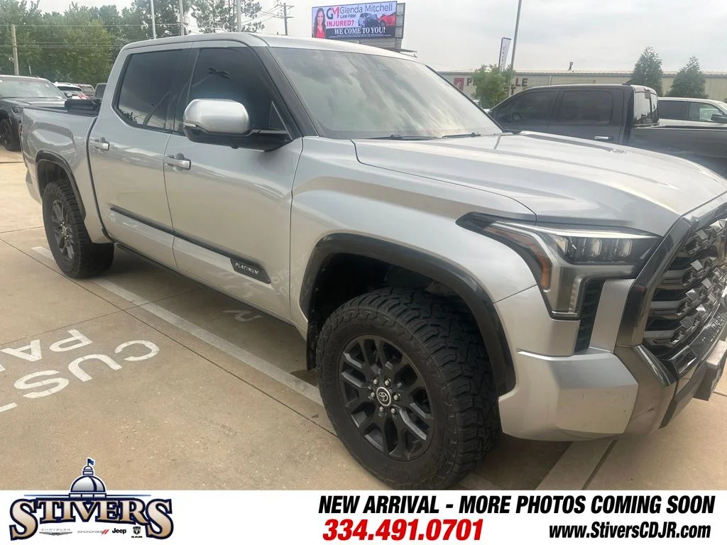 2023 Toyota Tundra Platinum 3.4L 4WD CrewMax 5.5' Bed's photo