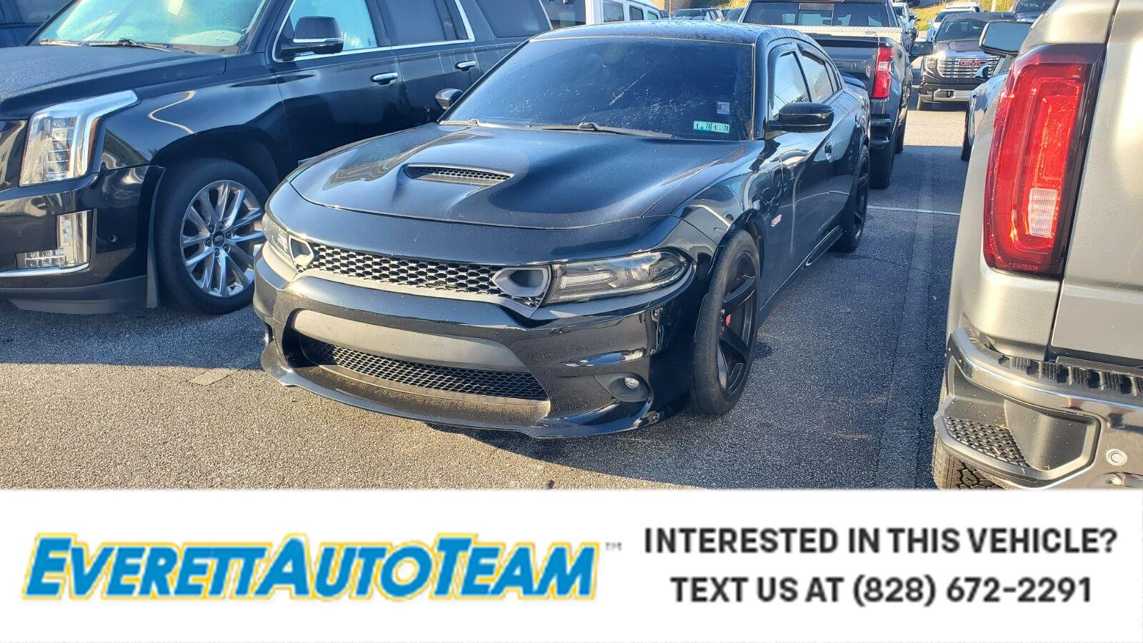 Pitch Black Clearcoat 2018 Dodge Charger Sedan Rear-Wheel Drive