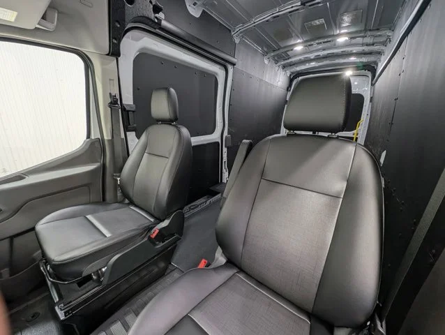 New 2026 Oxford White Ford Cargo Van image 35