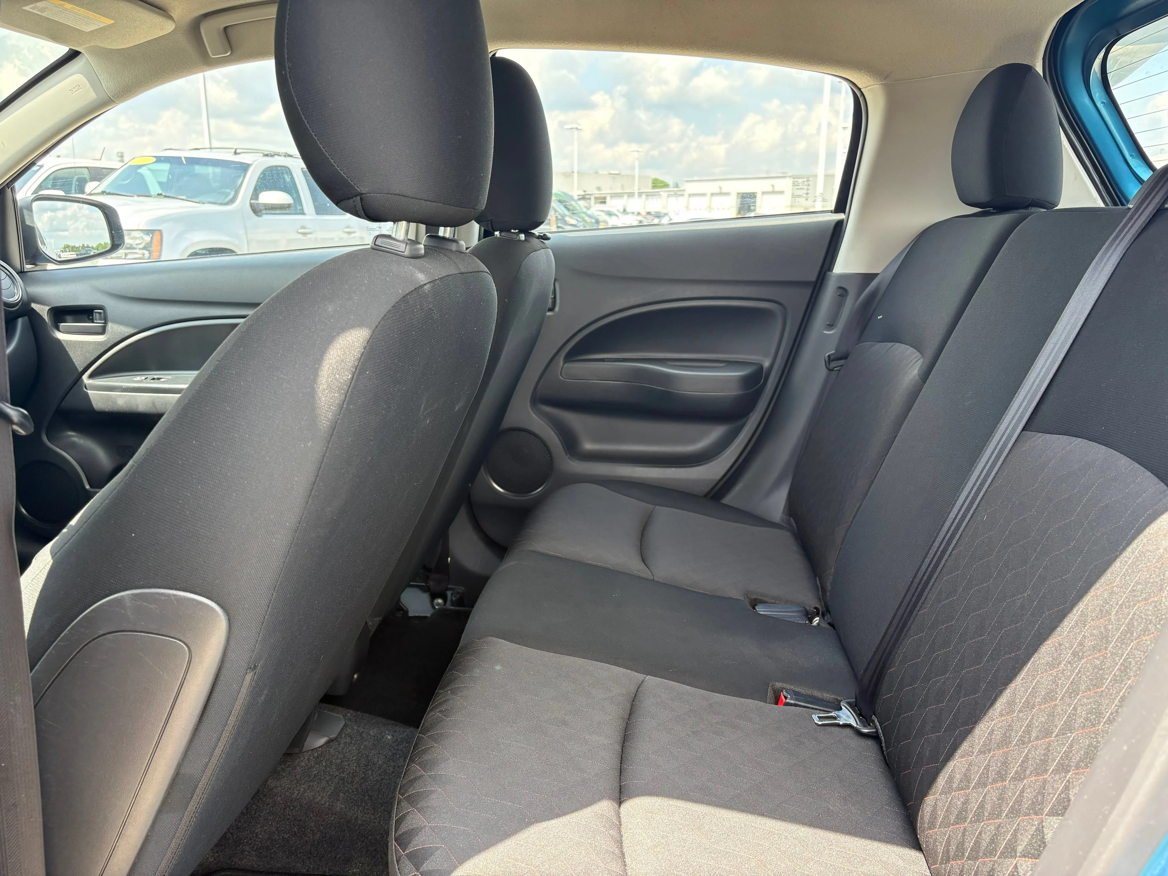 Used 2024 Blue Mitsubishi ES image 13