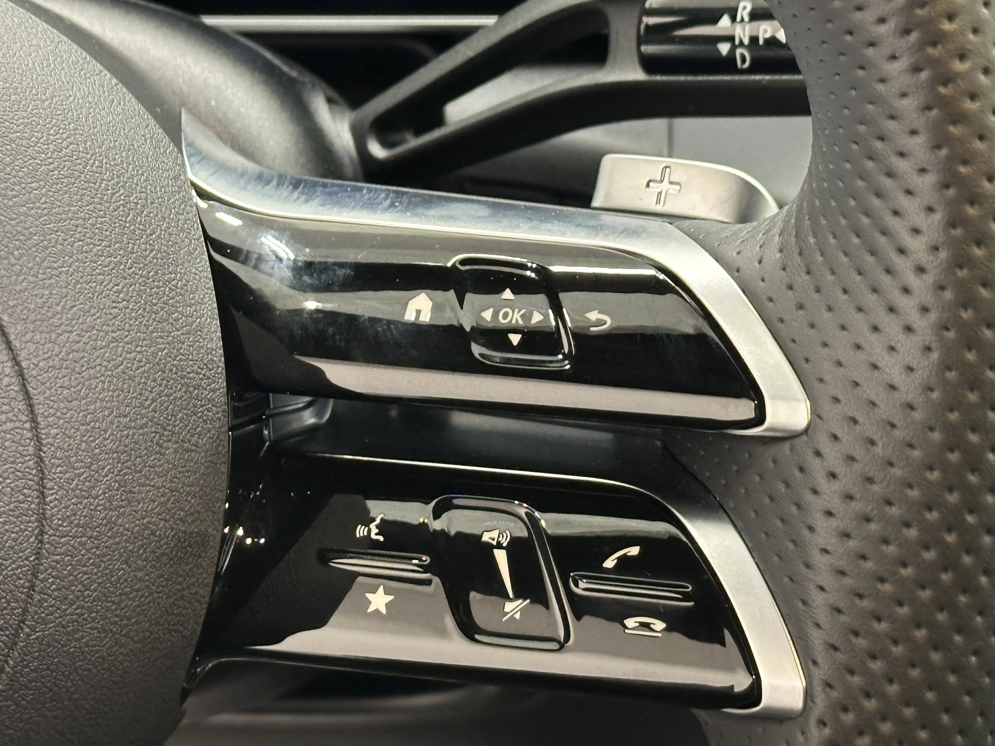 2025 Mercedes-Benz GLC Base - Photo 29