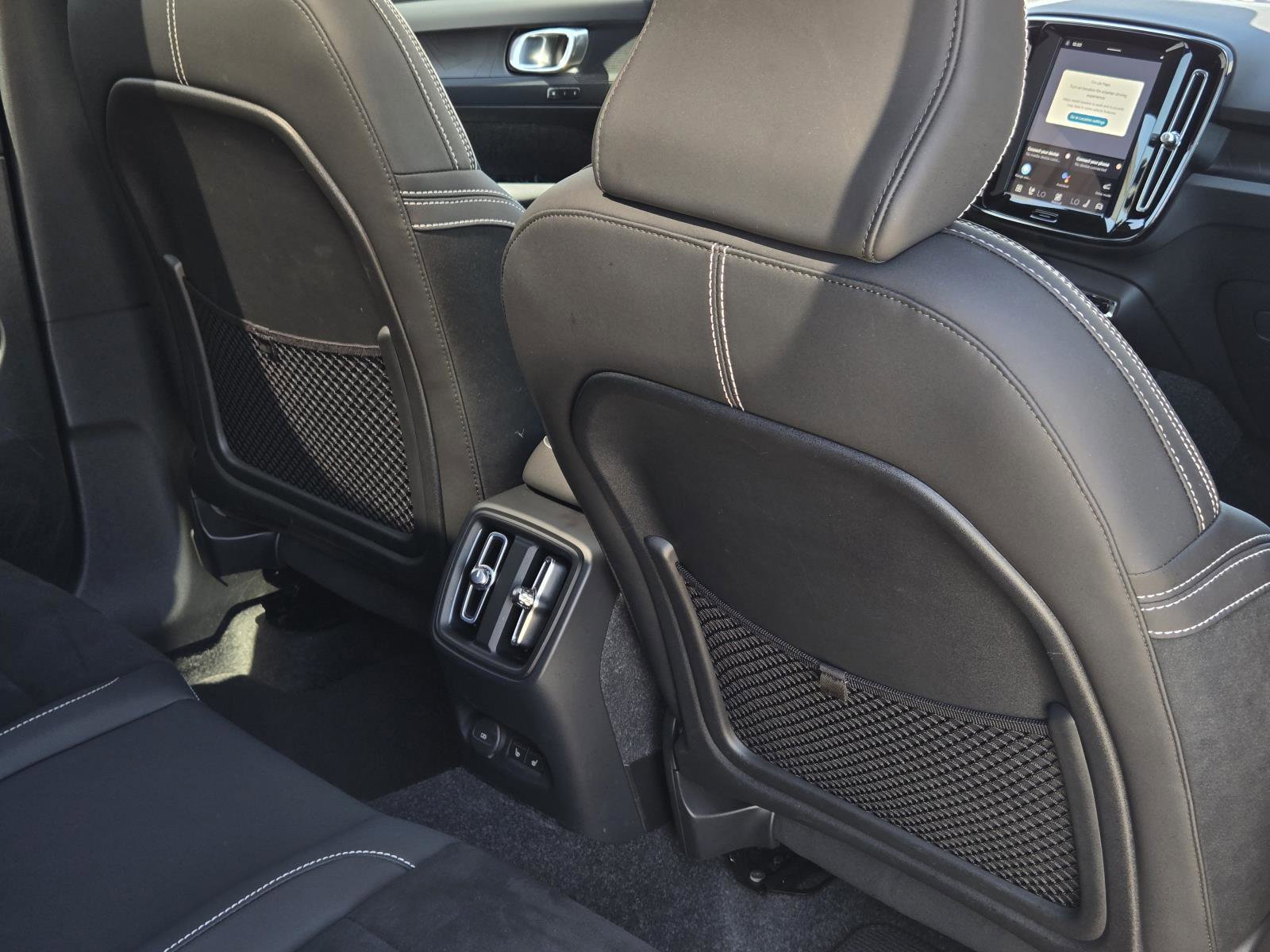 Used 2023 Thunder Gray Metallic Volvo Plus image 39