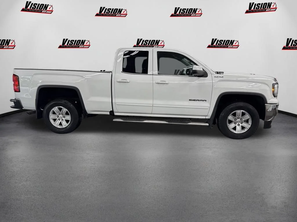 Used 2019 White GMC SLE image 4