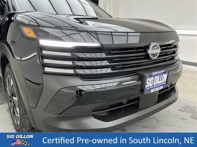 Certified Used 2025 Super Black Nissan SV image 26