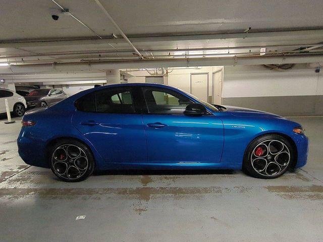 New 2025 Misano Blue Metallic Exterior Paint Alfa Romeo  image 8