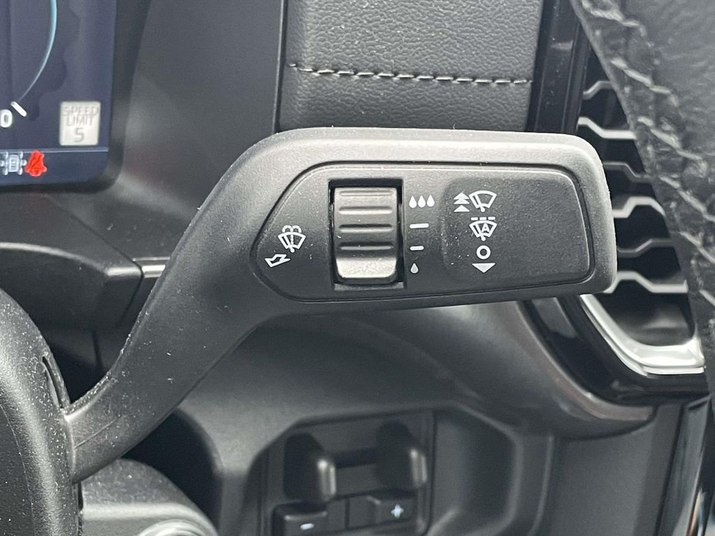 Used 2025 Azure Gray Metallic Tri-Coat Ford LARIAT image 14