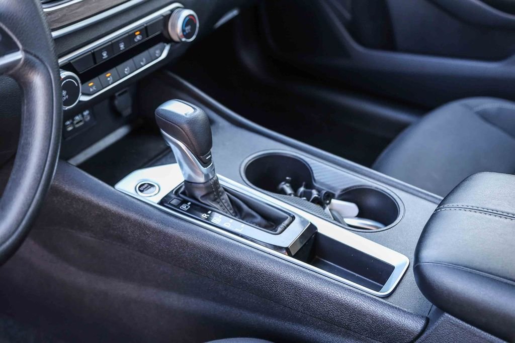 2025 Nissan Altima SV - Photo 19