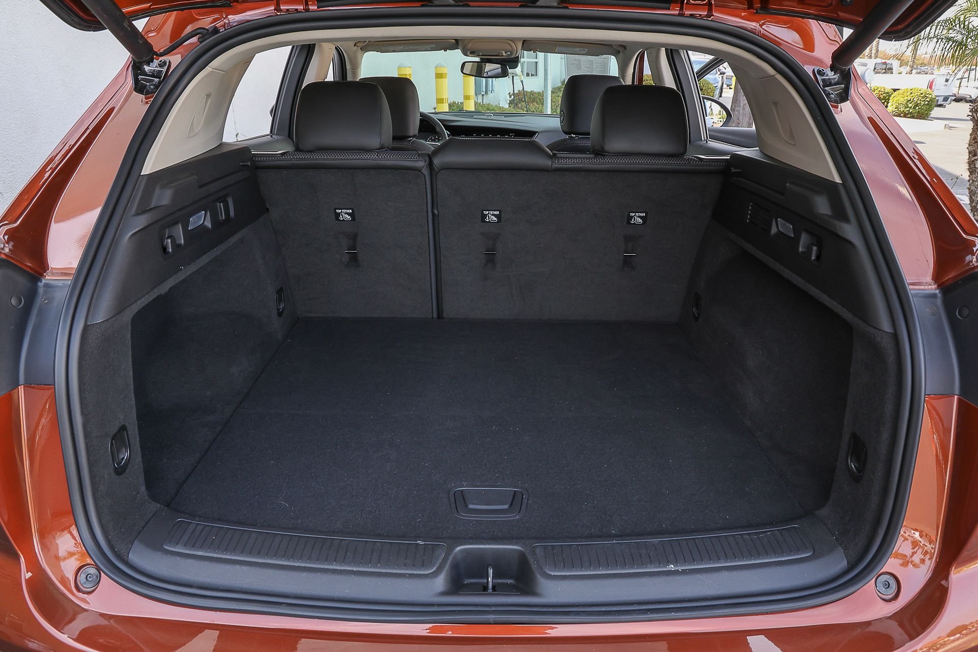 Used 2022 Brown Buick Preferred image 26