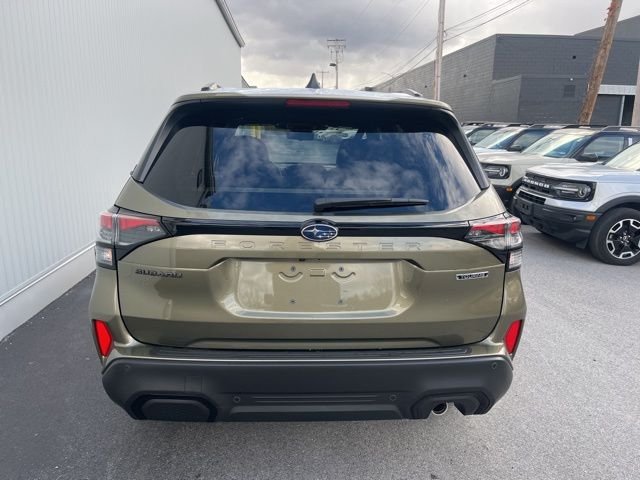 2025 Subaru Forester Touring - Photo 19