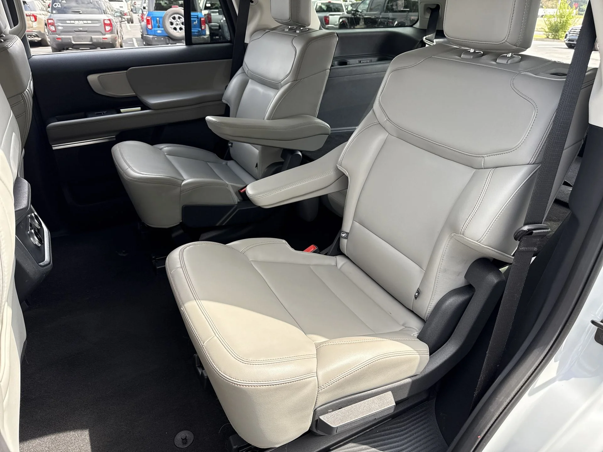 Certified Used 2025 Silver Metallic Ford Active image 18