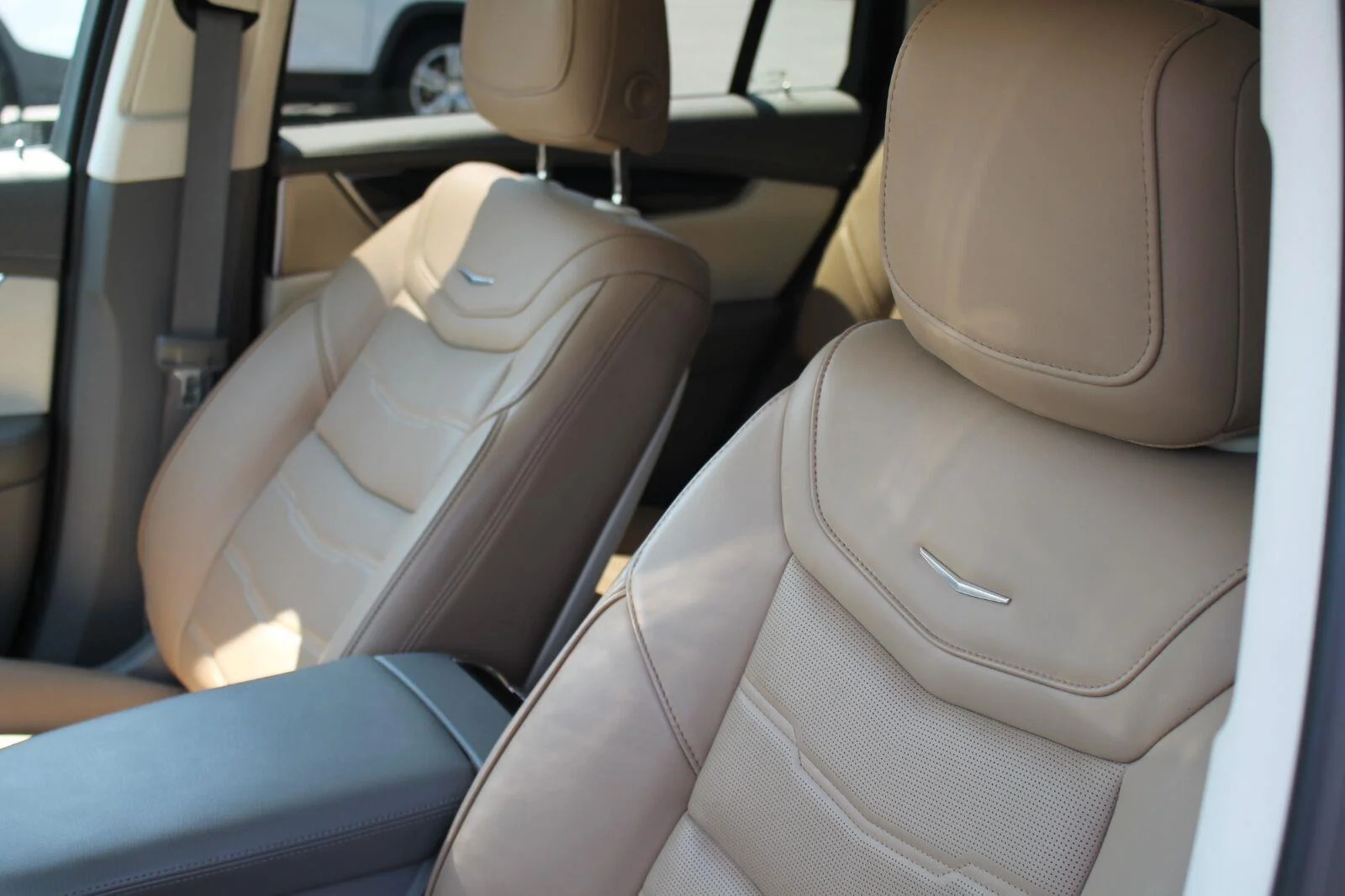 Used 2022 Latte Metallic Cadillac Premium Luxury image 13