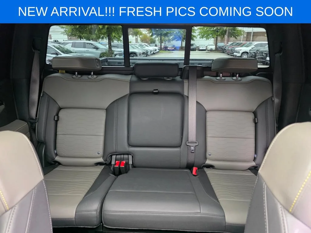 Used 2025 Black Chevrolet ZR2 image 13