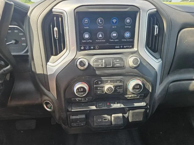 Used 2022 Summit White GMC SLE image 18