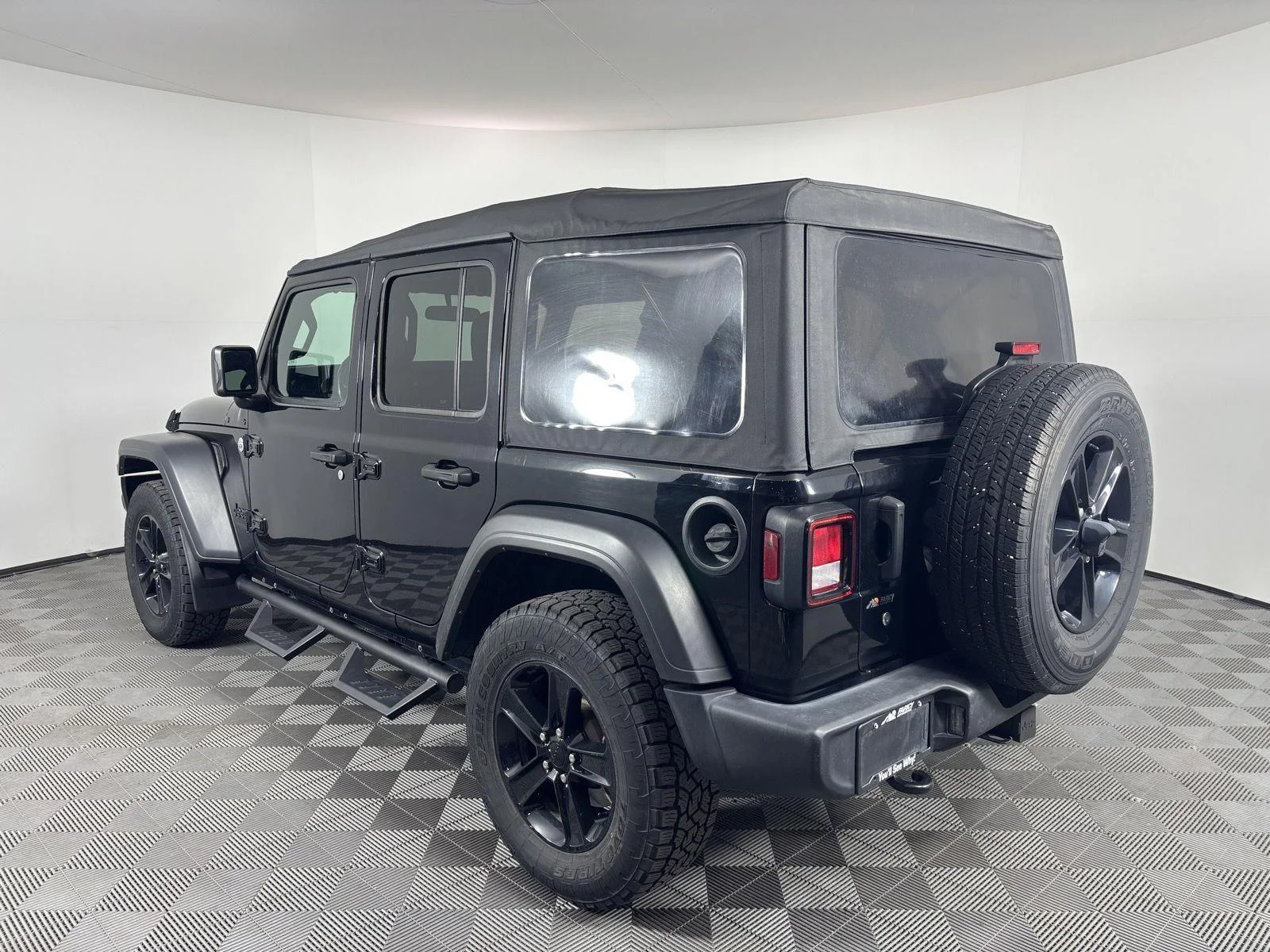 Used 2019 Black Clearcoat Jeep Sport Altitude image 3