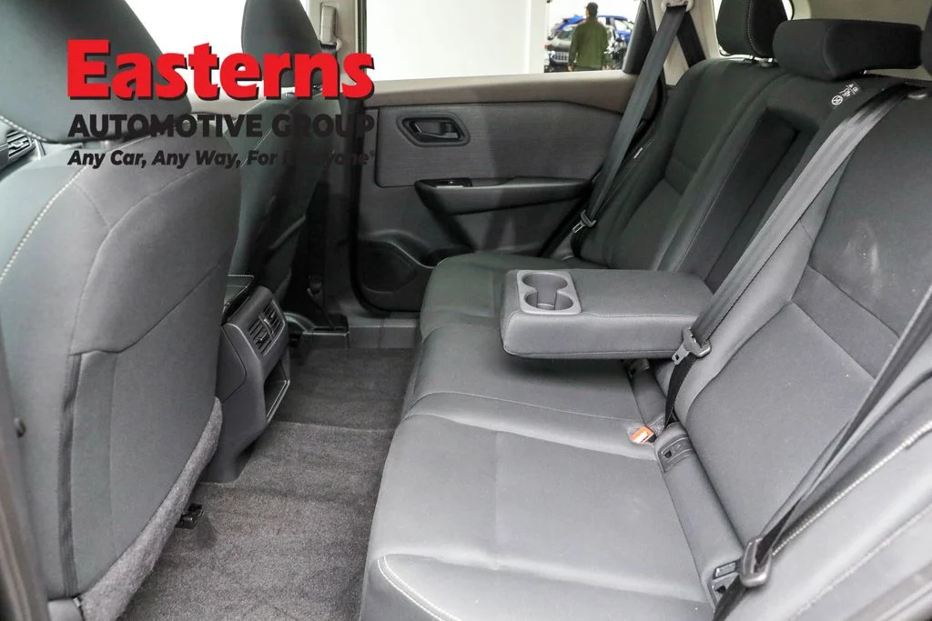 Used 2023 Black Nissan S image 21