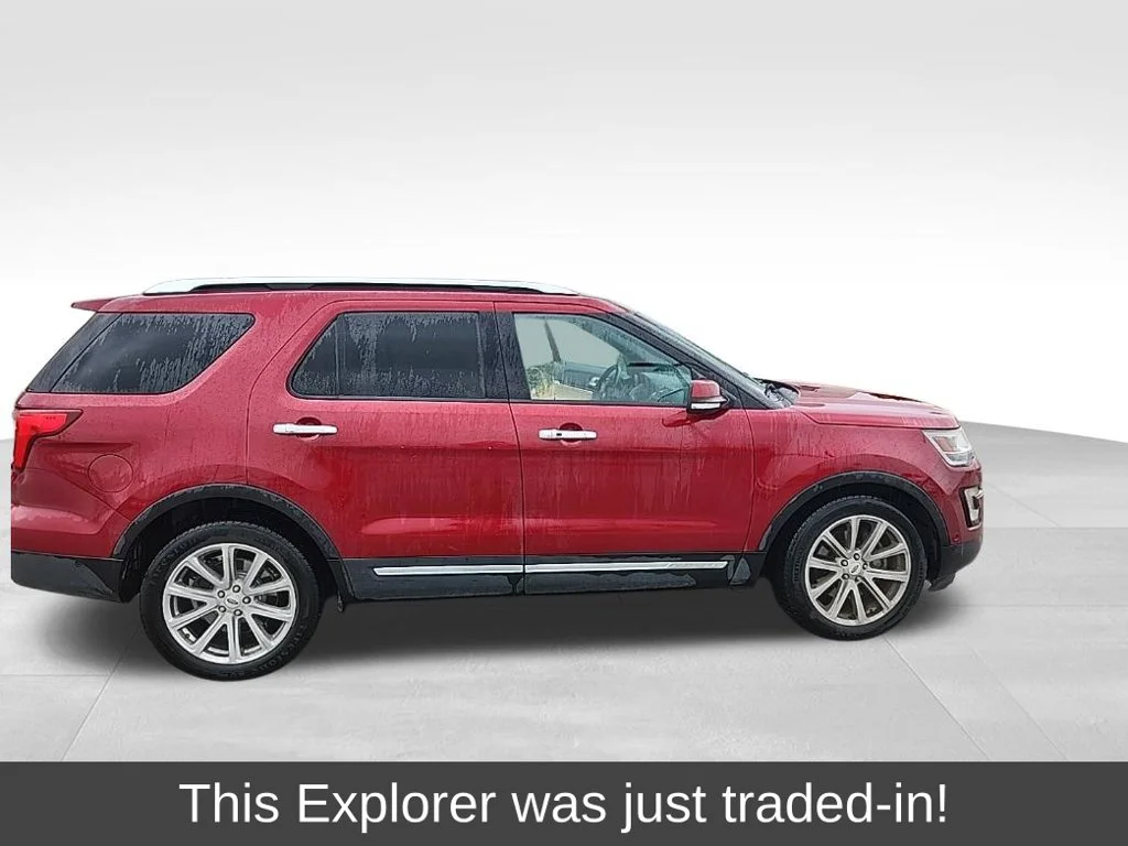 Used 2016 Ruby Red Metallic Tinted Clearcoat Ford Limited image 1