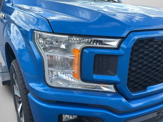Used 2020 Blue Ford XL image 23