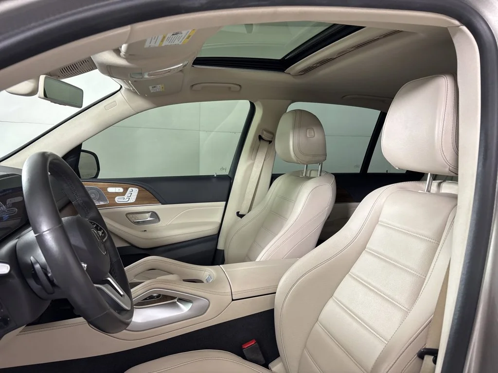 Used 2020 Silver Mercedes-Benz GLE 450 image 28