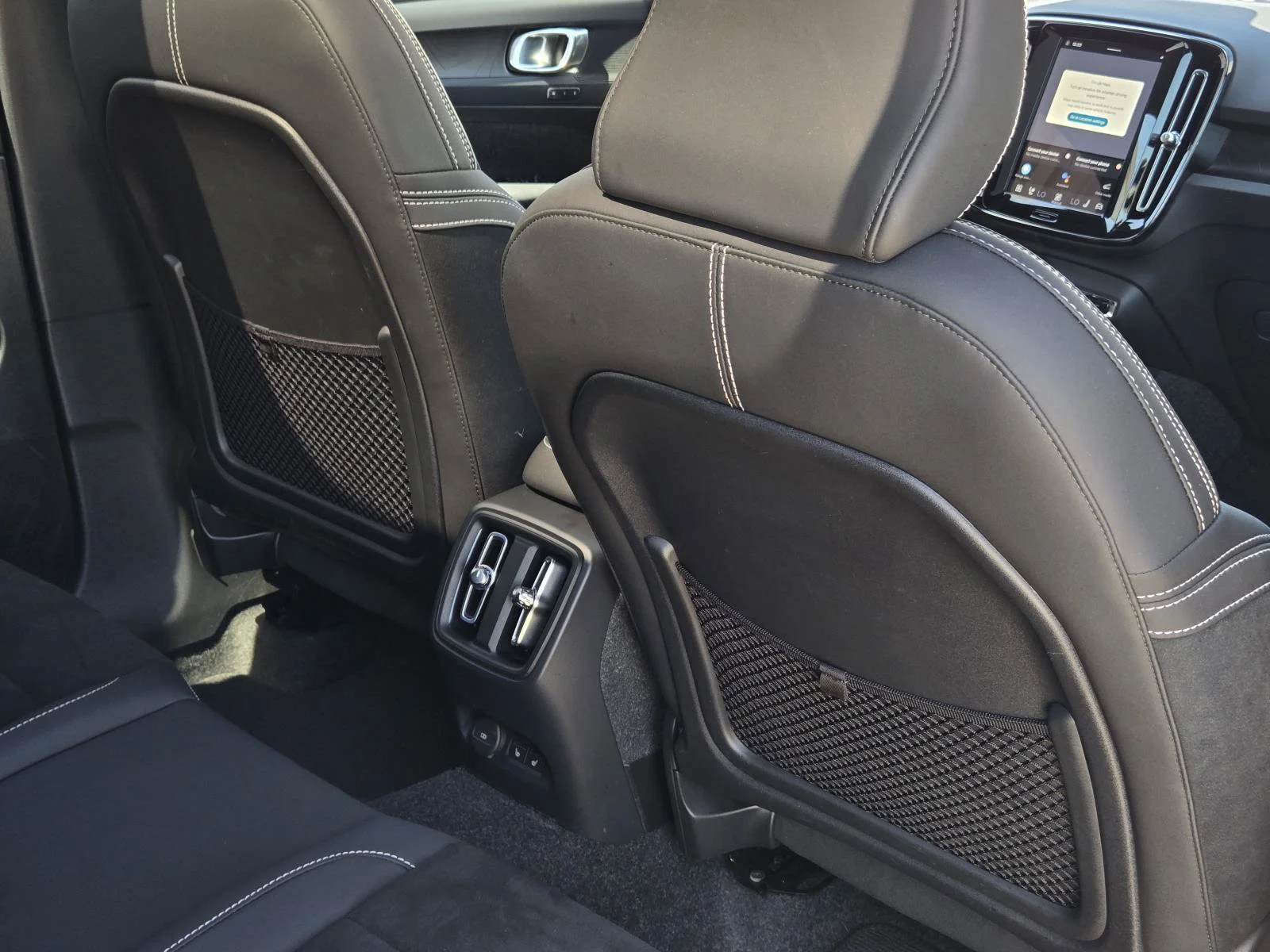 Used 2023 Thunder Gray Metallic Volvo Plus image 39