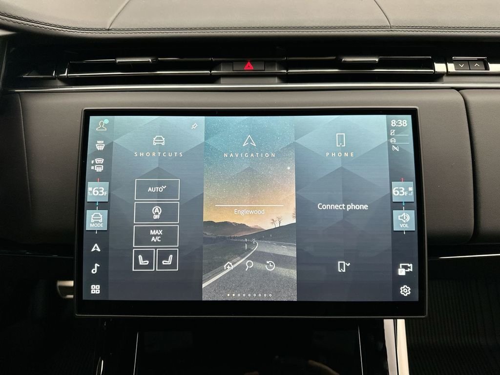 New 2026 Santorini Black Land Rover Dynamic SE image 13