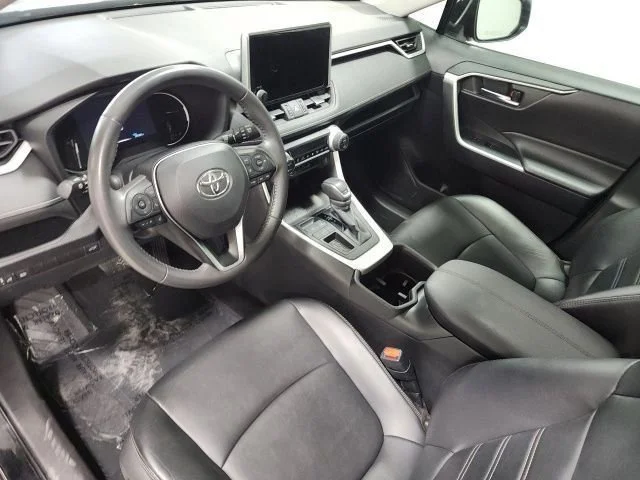 2024 Toyota RAV4 XLE Premium - Photo 25