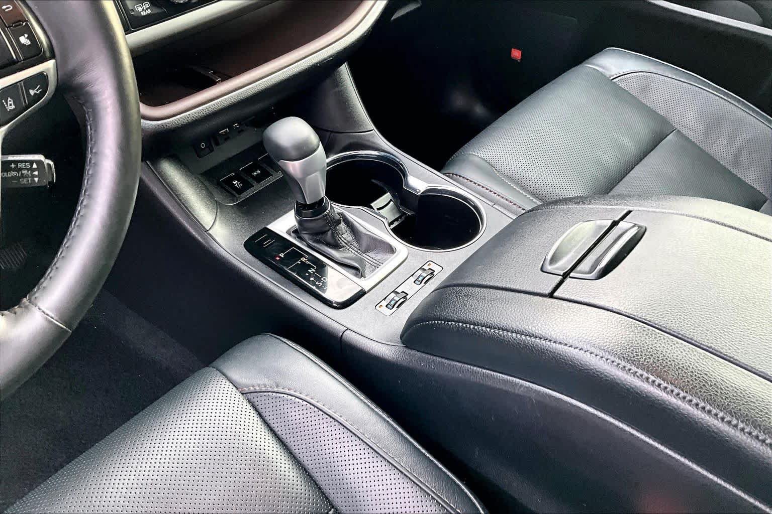 Used 2019 Predawn Gray Mica Toyota Limited Platinum image 16