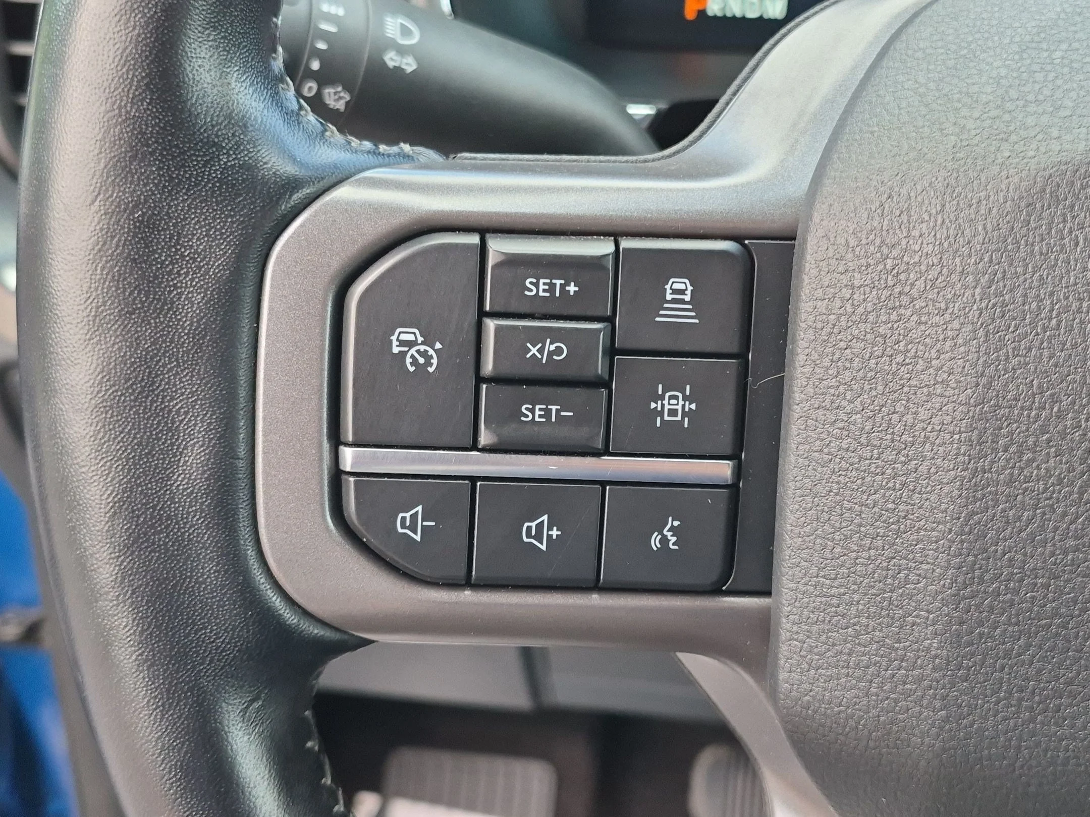 Used 2021 Blue Metallic Ford LARIAT image 16