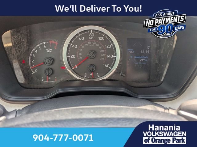 Used 2021  Toyota SE image 28