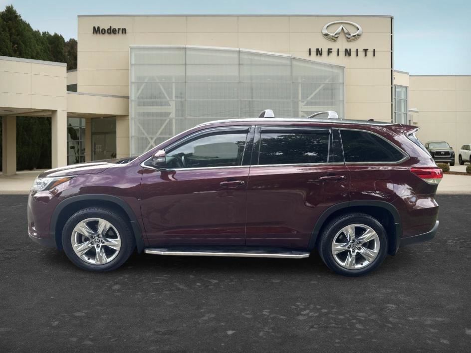Used 2019 Ooh La La Rouge Mica Toyota Limited image 7