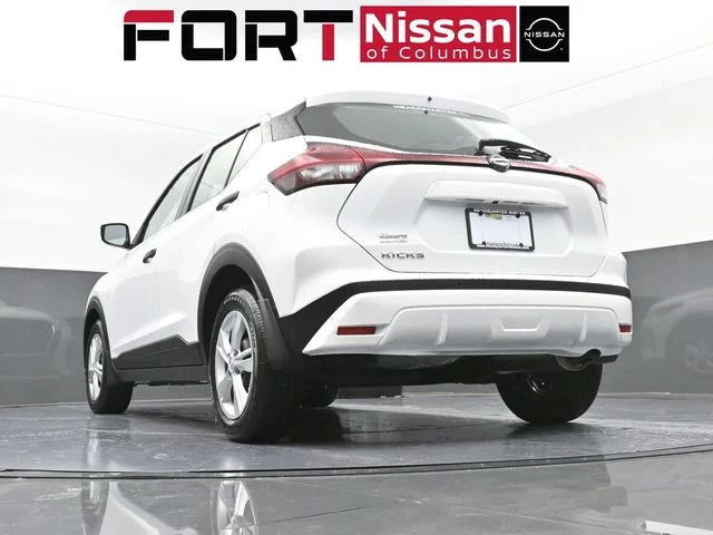 Used 2025 White Nissan S image 35