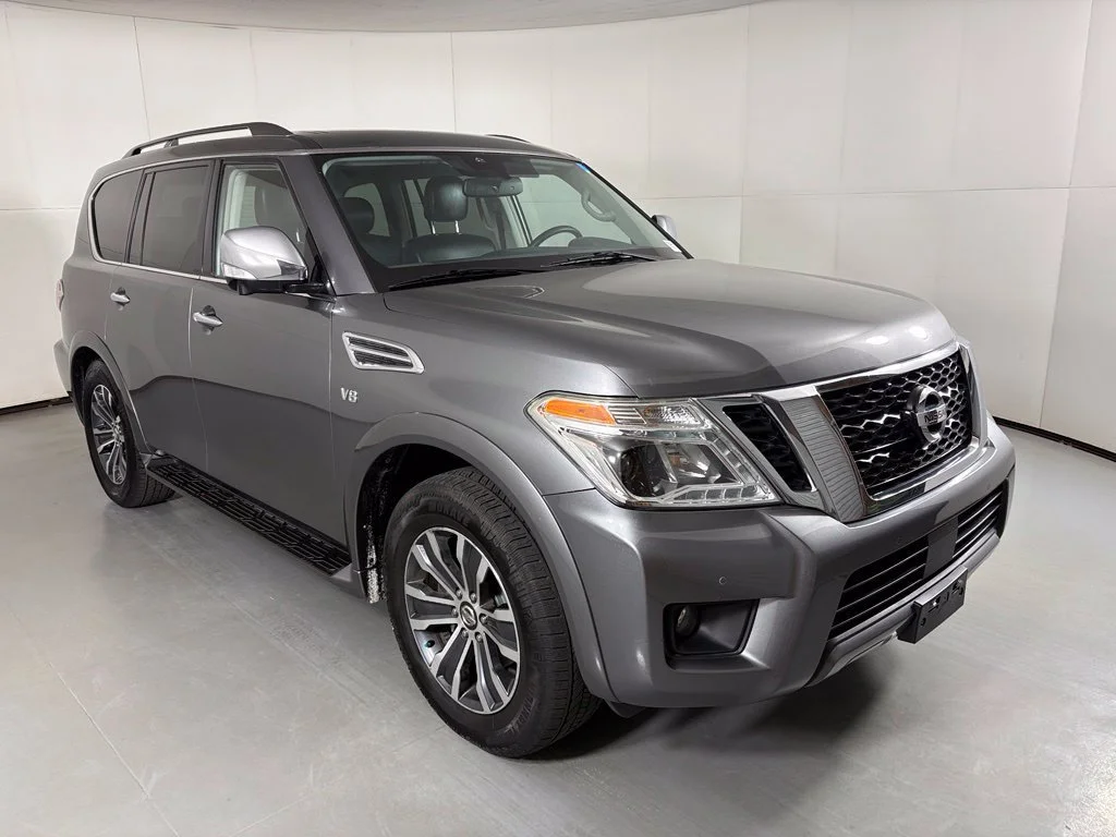 Used 2020 Gray Nissan SL 4WD image 2