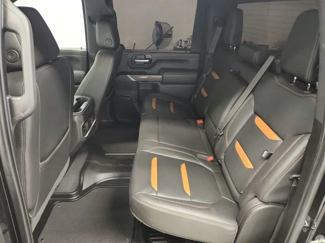 2022 GMC Sierra 2500HD AT4 - Photo 30