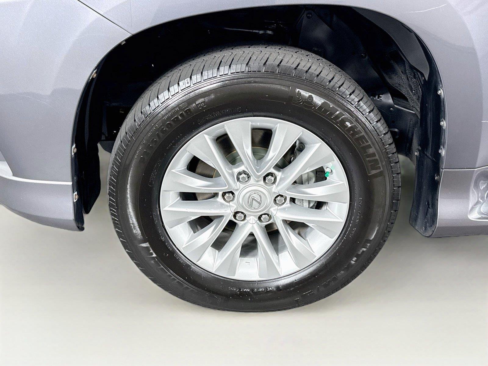 Used 2019 Nebula Gray Pearl Lexus GX 460 Premium image 46