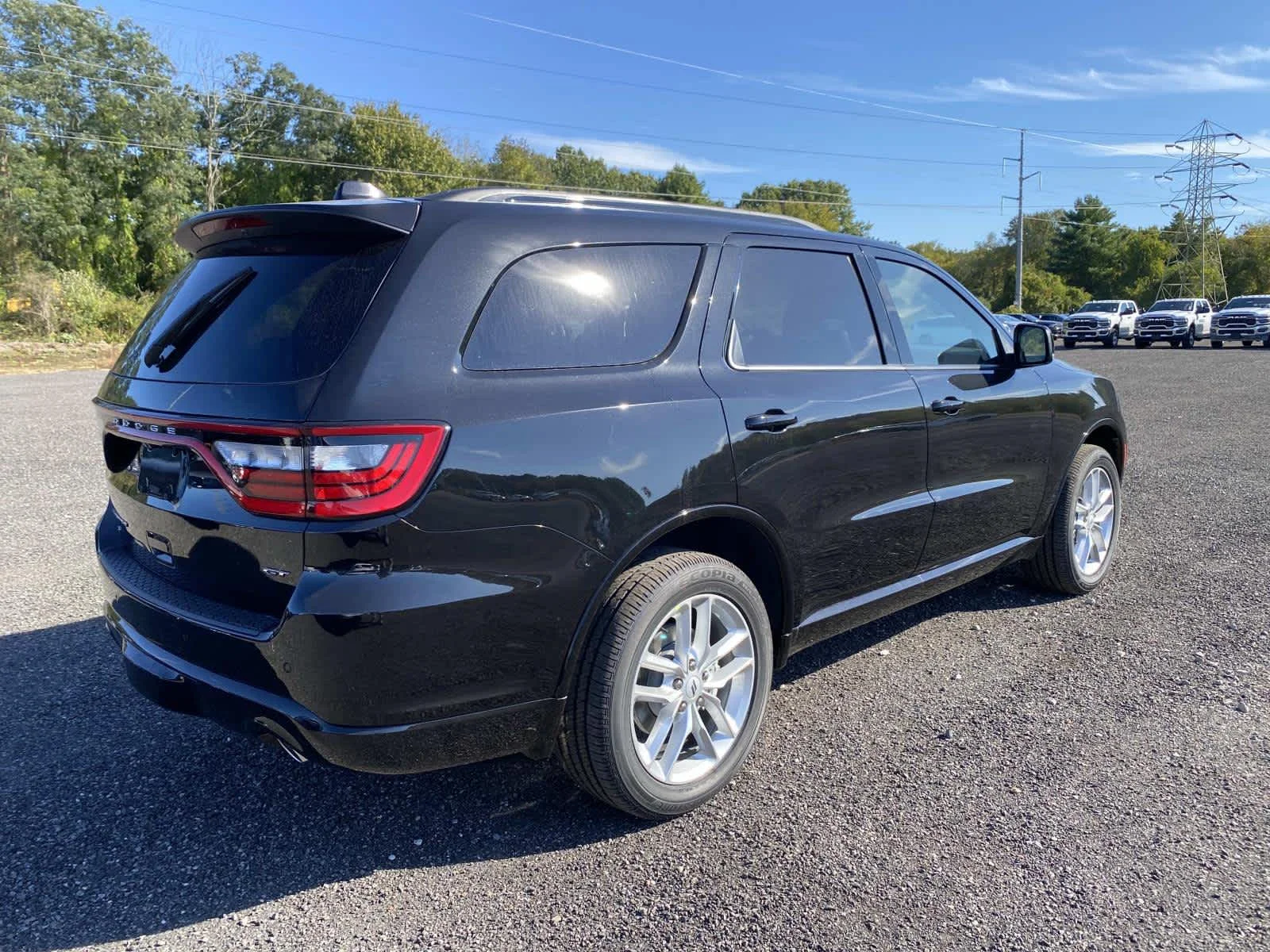 New 2026 Diamond Black Clear-Coat Exterior Paint Dodge GT Plus image 3