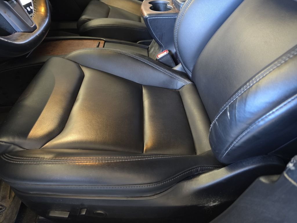 Used 2021  Tesla Long Range image 29